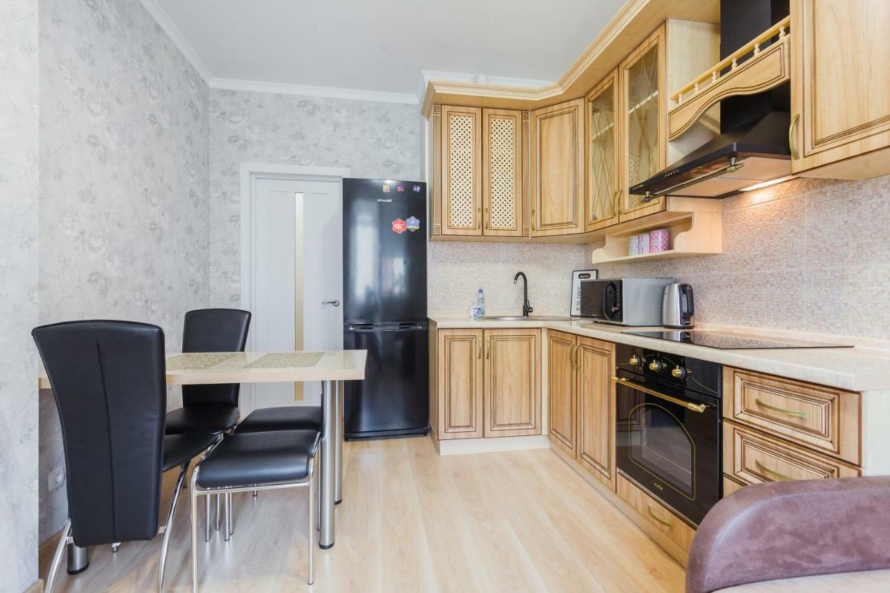 Business Class Apartment At Lomonosova Kiew Exterior foto